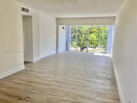8897 Fontainebleau Boulevard Miami FL 33172