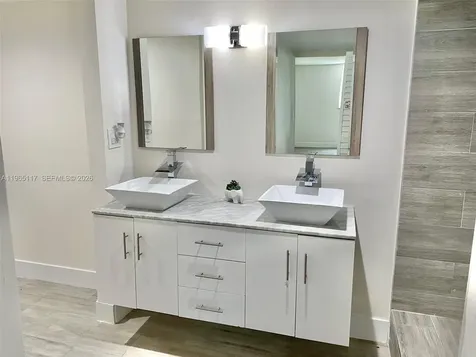 8897 Fontainebleau Boulevard Miami FL 33172