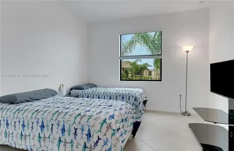 3426 Menores Way Fort Myers FL 33905