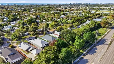 1070 13th Street N Naples FL 34102