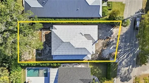 1070 13th Street N Naples FL 34102