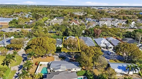 1070 13th Street N Naples FL 34102