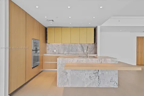 501 West Avenue Miami Beach FL 33139