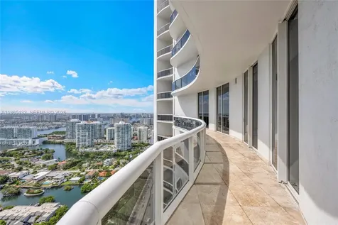 16001 Collins Avenue Sunny Isles Beach FL 33160