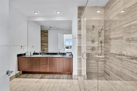 16001 Collins Avenue Sunny Isles Beach FL 33160