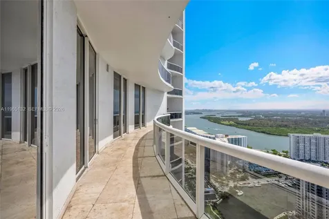 16001 Collins Avenue Sunny Isles Beach FL 33160