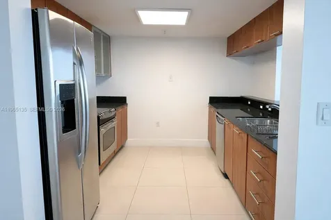 1800 N Bayshore Drive Miami FL 33132