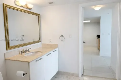 1800 N Bayshore Drive Miami FL 33132