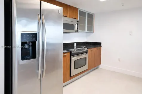 1800 N Bayshore Drive Miami FL 33132