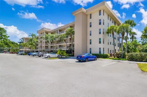 4030 W Palm Aire Drive Pompano Beach FL 33069