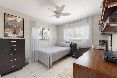 9400 SW 100th Avenue Road Miami FL 33176
