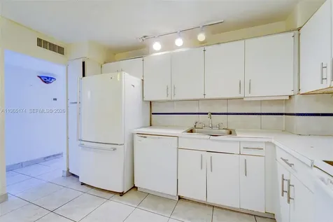 6450 Collins Avenue Miami Beach FL 33141