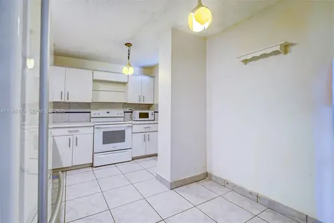 6450 Collins Avenue Miami Beach FL 33141