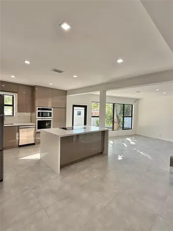 12615 N Miami Avenue North Miami FL 33168