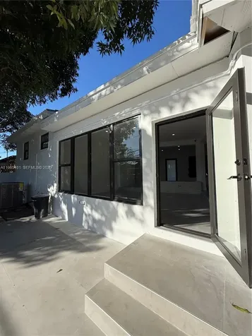 12615 N Miami Avenue North Miami FL 33168