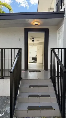 2238 NW 5th Street Miami FL 33125