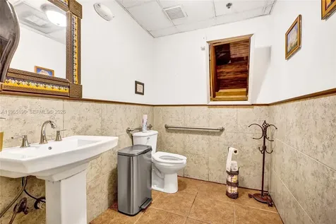 15400 Biscayne Boulevard North Miami FL 33160