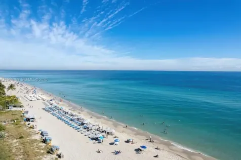 2602 E Hallandale Beach Boulevard Hallandale Beach FL 33009