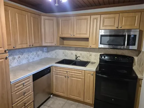 14150 SW 84th Street Miami FL 33183
