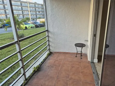 14150 SW 84th Street Miami FL 33183