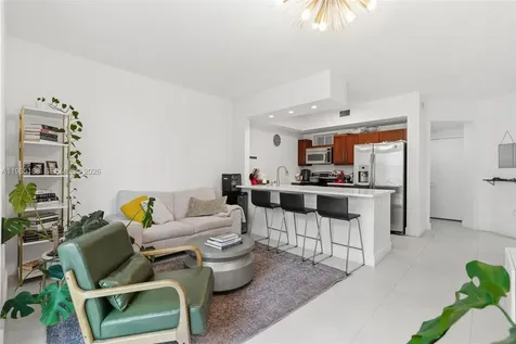 7290 SW 90th Street Miami FL 33156