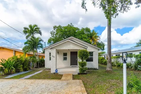 30 SW 7th Street Hallandale Beach FL 33009