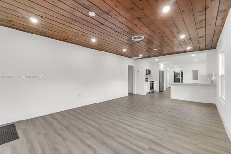 30 SW 7th Street Hallandale Beach FL 33009