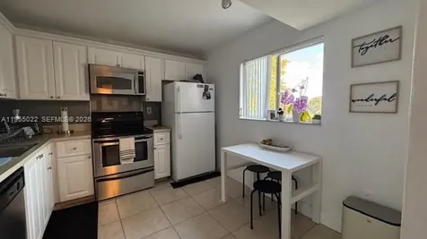731 N Pine Island Road Plantation FL 33324