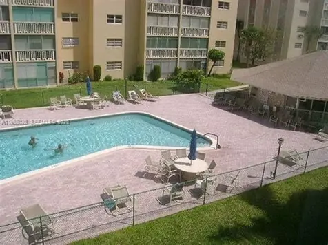 610 NE 12th Avenue Hallandale Beach FL 33009
