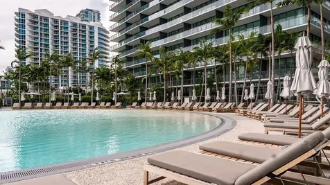 650 NE 32nd Street Miami FL 33137