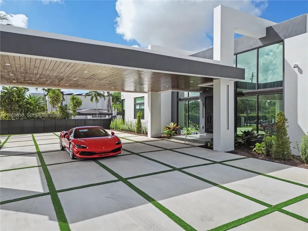 11481 SW 93 Street Miami FL 33176