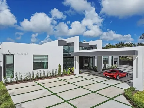 11481 SW 93 Street Miami FL 33176