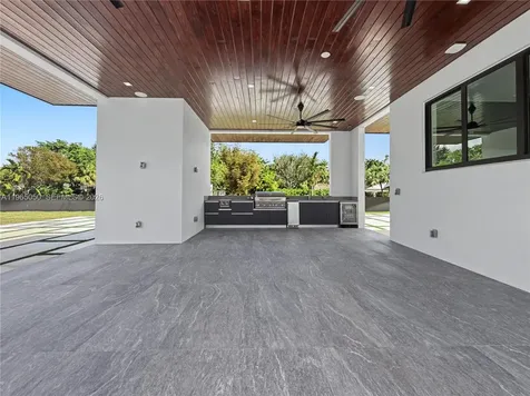 11481 SW 93 Street Miami FL 33176