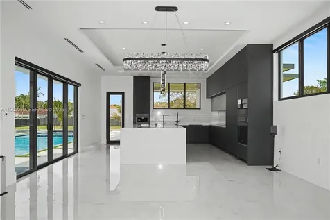 11481 SW 93 Street Miami FL 33176