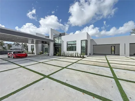 11481 SW 93 Street Miami FL 33176