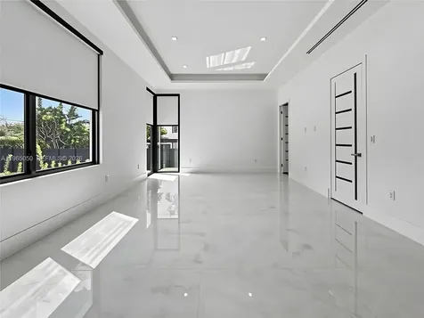 11481 SW 93 Street Miami FL 33176