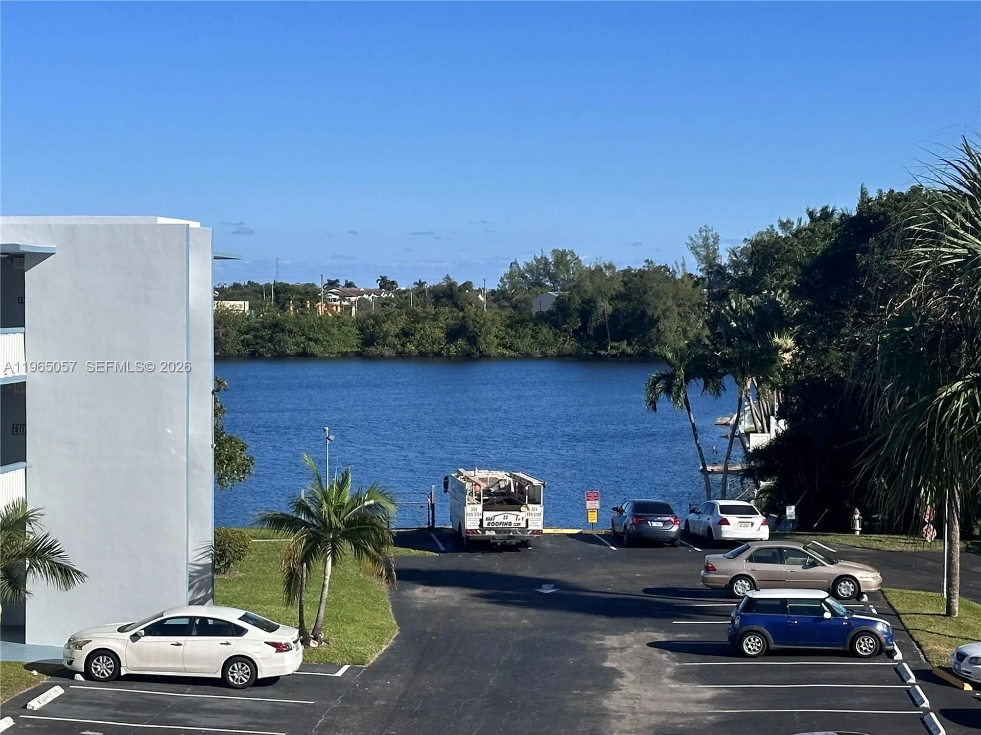 2223 Park Lane Hollywood FL 33021