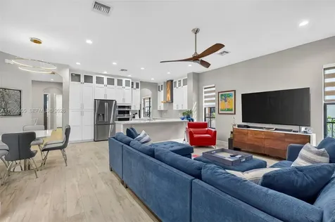8782 NW 41st Street Cooper City FL 33024