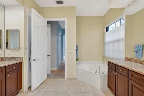 8782 NW 41st Street Cooper City FL 33024