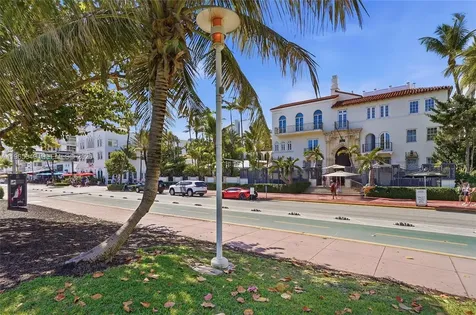 Miami Beach FL 33139