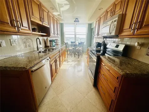 1501 S Ocean Drive Hollywood FL 33019