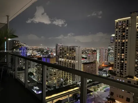 1111 SW 1st Avenue Miami FL 33130