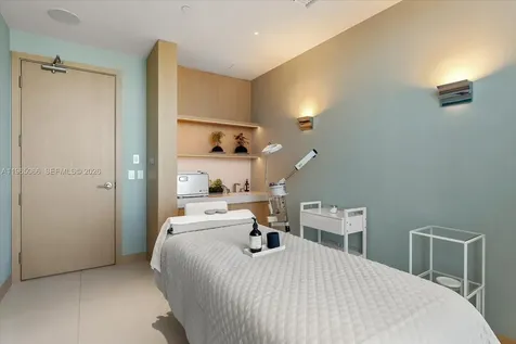 501 West Avenue Miami Beach FL 33139