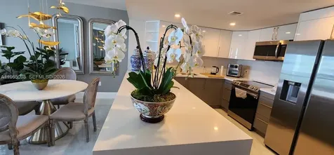 5701 Collins Avenue Miami Beach FL 33140