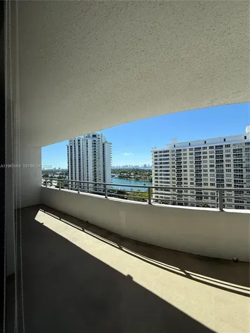 5555 Collins Avenue Miami Beach FL 33140