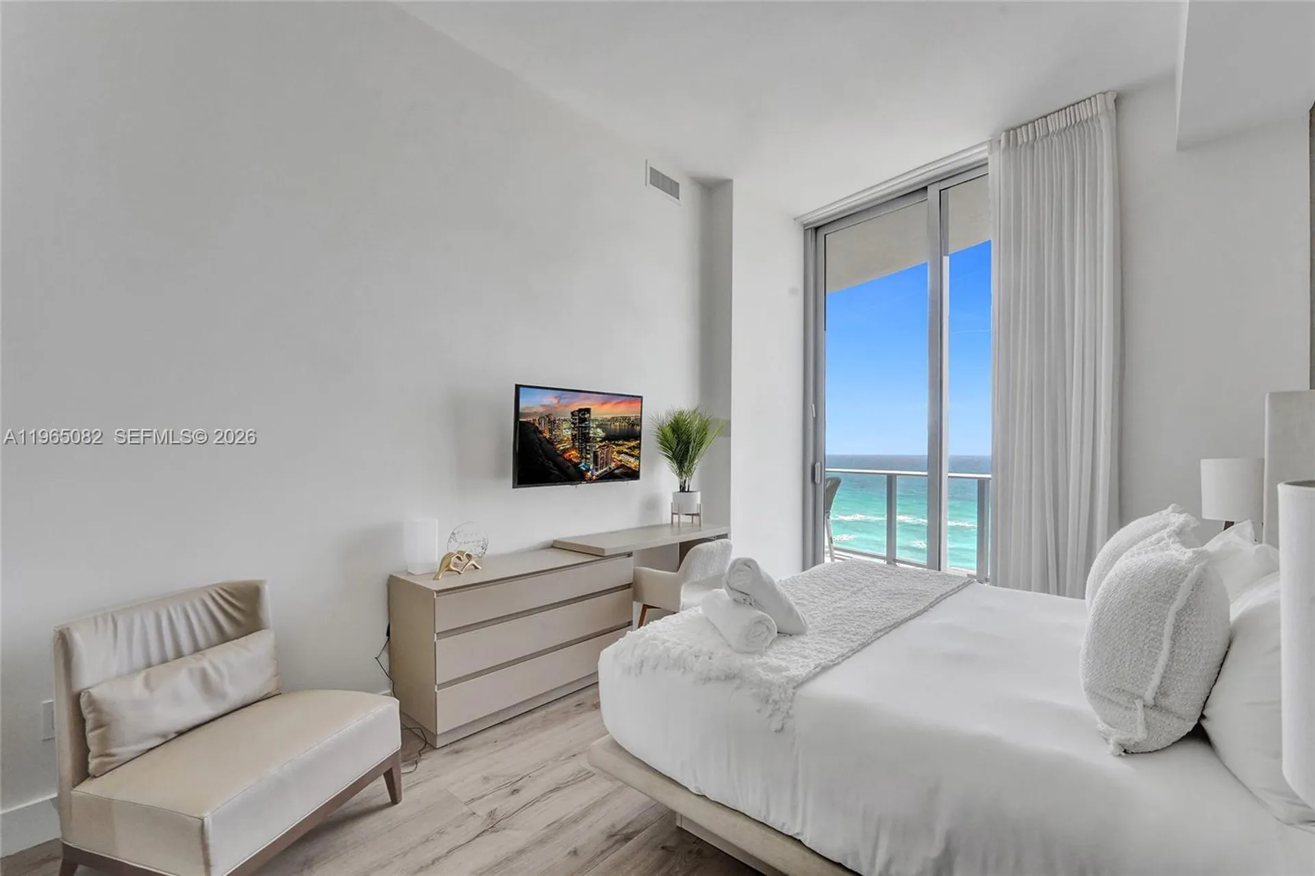 4111 S Ocean Drive Hollywood FL 33019
