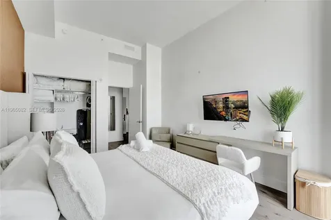4111 S Ocean Drive Hollywood FL 33019