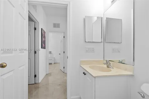 2025 NW 7th Terrace Cape Coral FL 33993