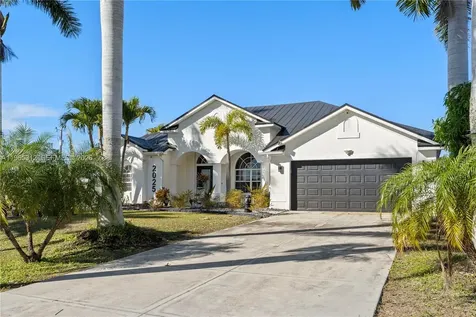 2025 NW 7th Terrace Cape Coral FL 33993