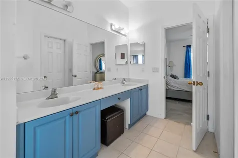 2025 NW 7th Terrace Cape Coral FL 33993